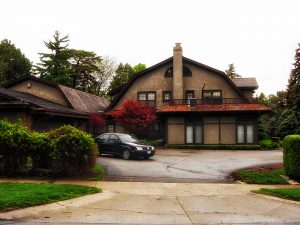 A Look At The Warren Buffett House His Humble Home New Trader U