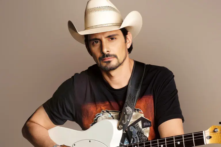 Current Brad Paisley Net Worth 2024 - New Trader U