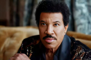 Current Lionel Richie Net Worth 2024 - New Trader U