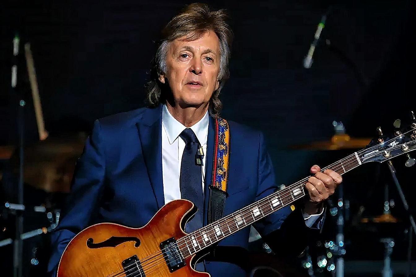 Current Paul McCartney Net Worth 2024: Is this Beatle a Billionaire?