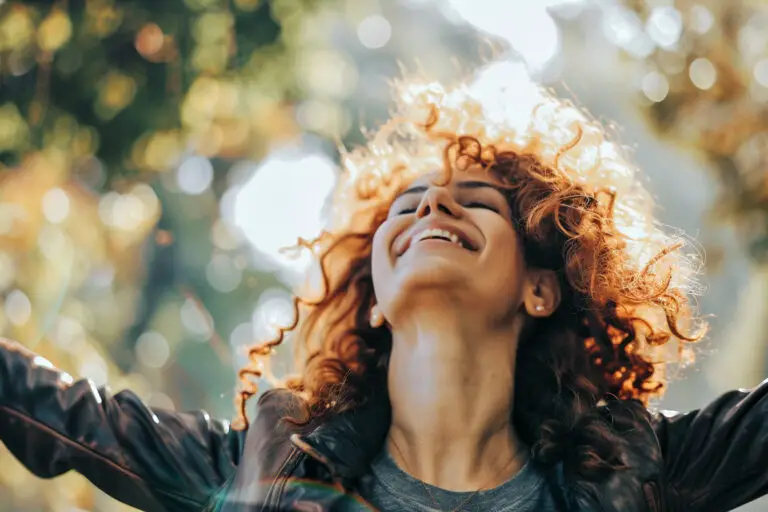 People Who Are Genuinely Happy in Life Usually Share These 12 Traits ...