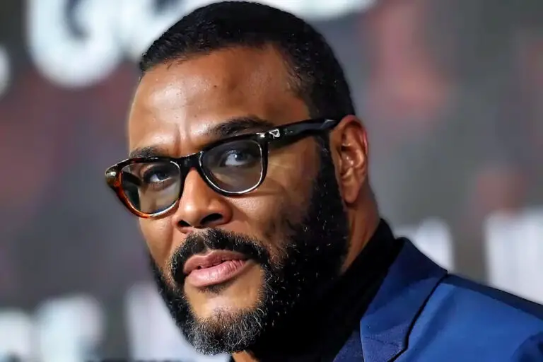 Current Tyler Perry Net Worth 2024 (Billionaire?) New Trader U